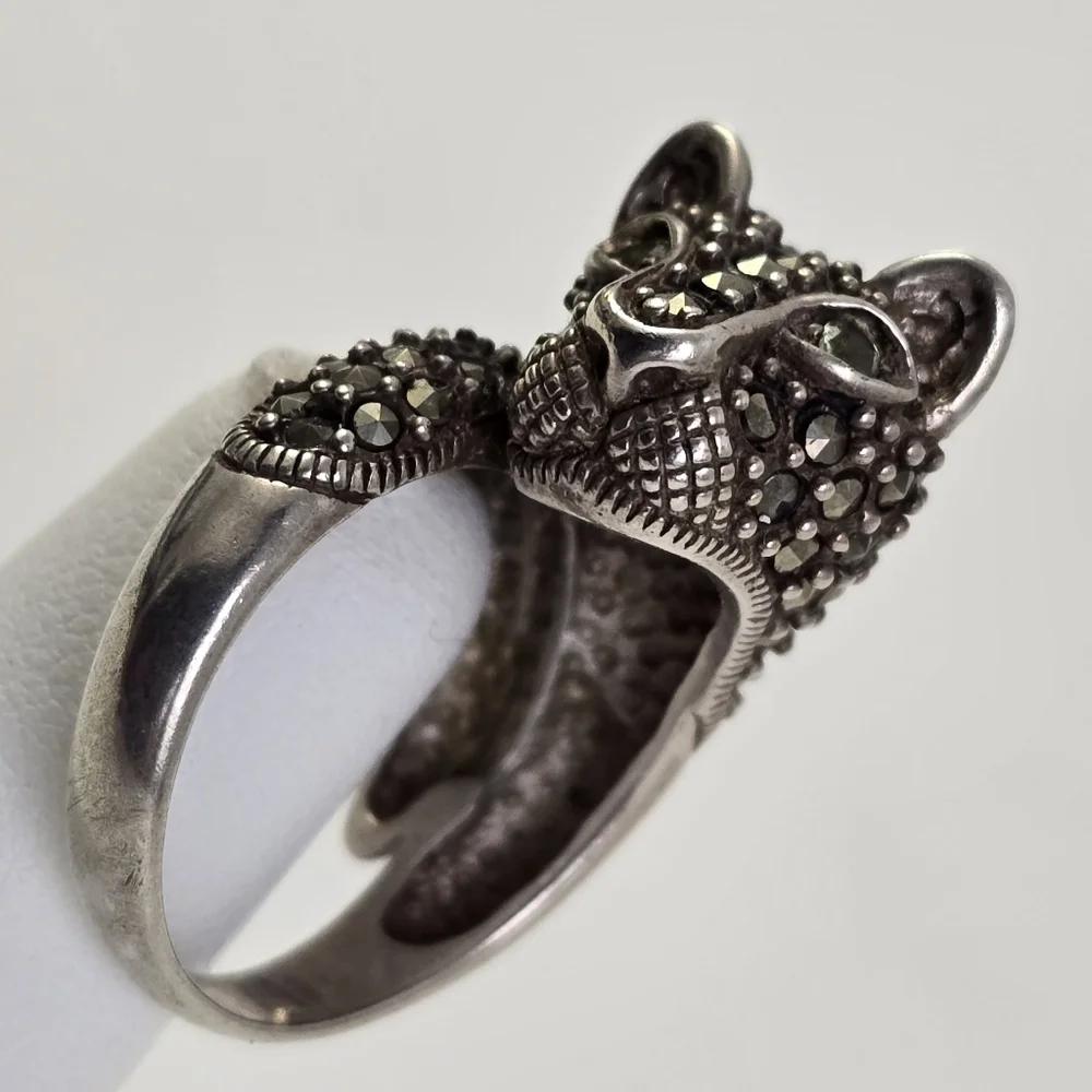 Elegant Sterling Silver 925 Panther Ring
